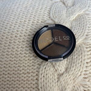 ModelCo Eyeshadow Trio in Gold, Bronze, and Dark Brown